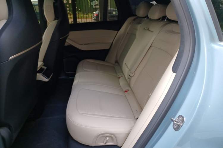 Used Nio ES6 2023 75 kWh Left Rear Seat