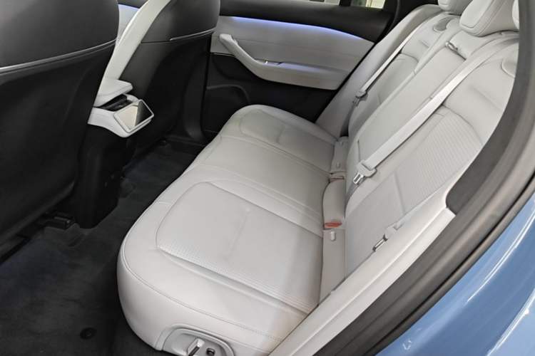 Used Nio ES6 2023 75 kWh Left Rear Seat