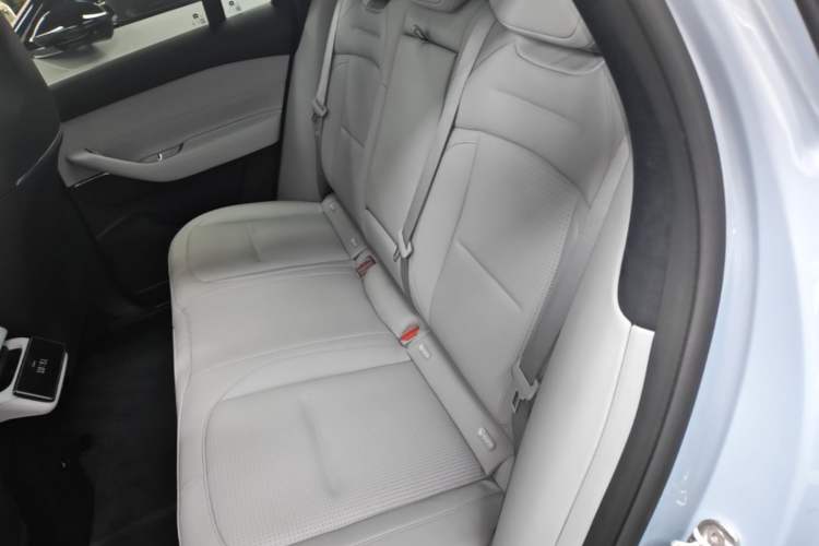 Used Nio ES6 2023 75 kWh Left Rear Seat