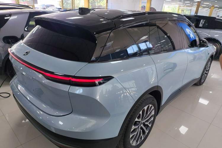 Used Nio ES6 2023 75 kWh Rear Right 45 Deg