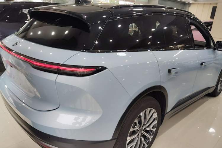 Used Nio ES6 2023 75 kWh Rear Right 45 Deg