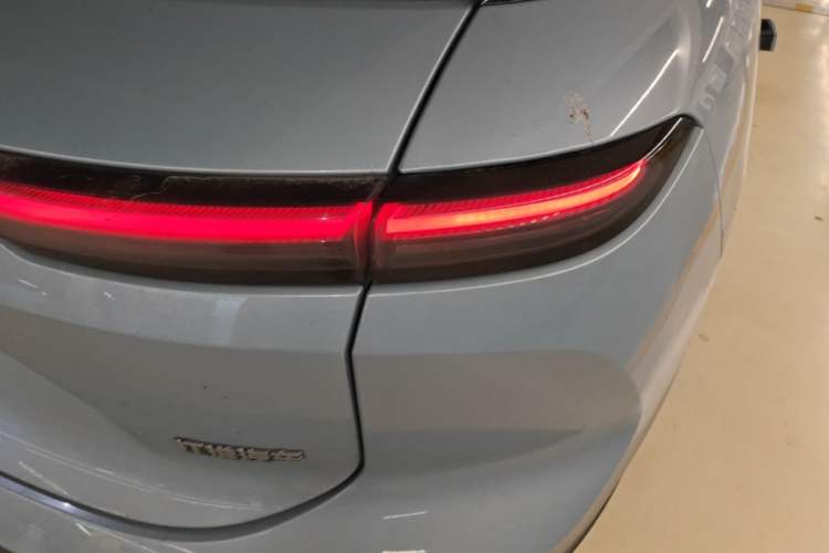 Used Nio ES6 2023 75 kWh Right Rear Taillight