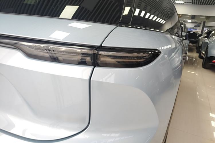 Used Nio ES6 2023 75 kWh Right Rear Taillight