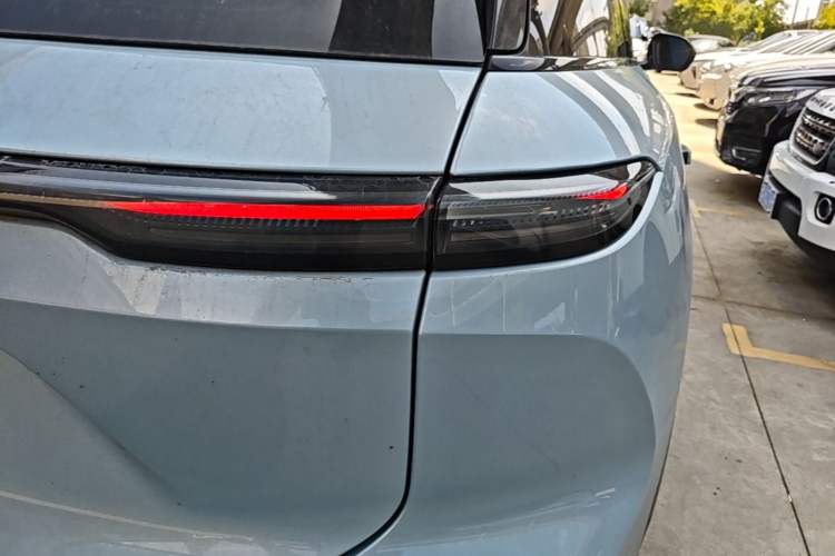 Used Nio ES6 2023 75 kWh Right Rear Taillight