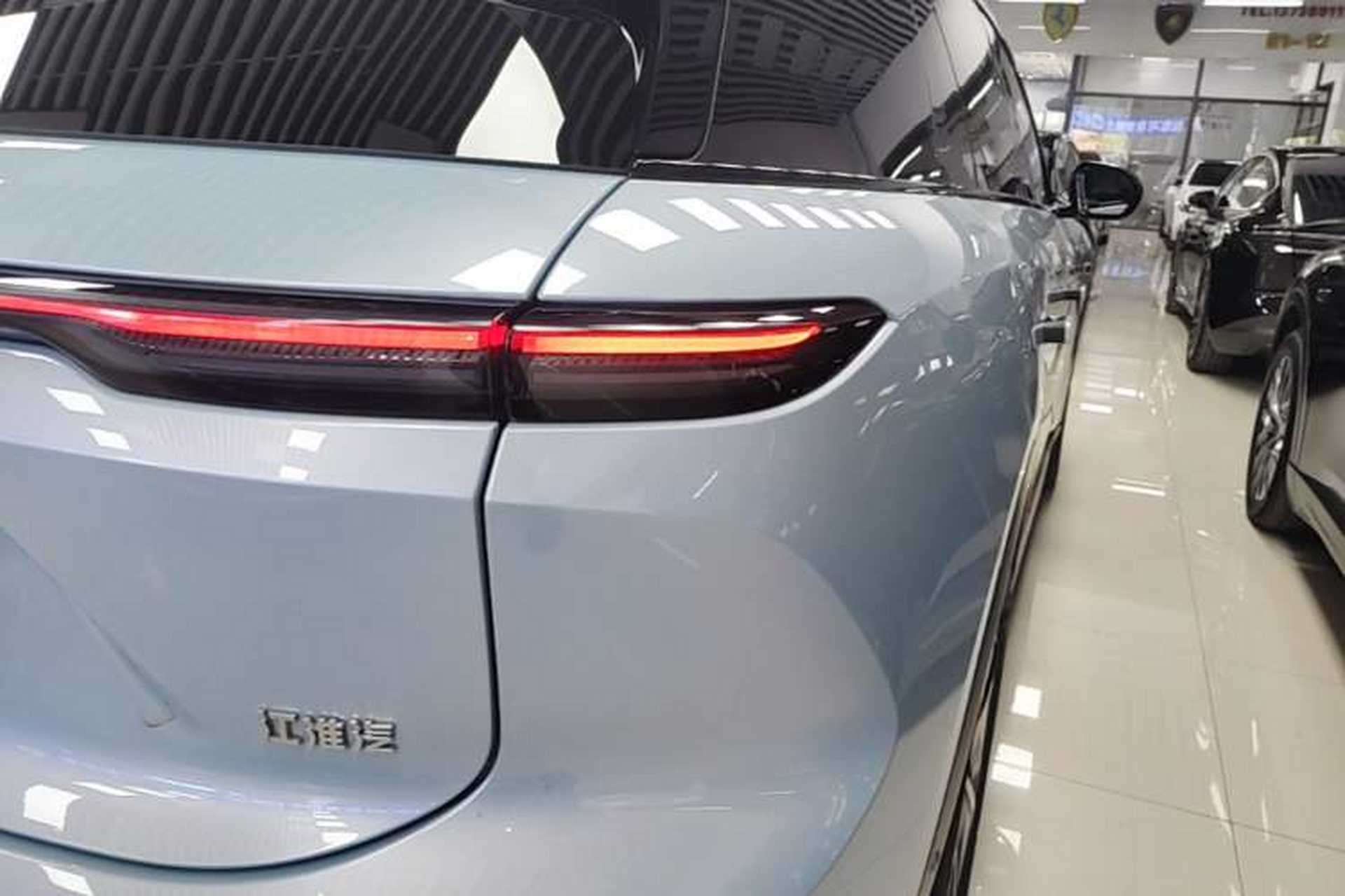 Used Nio ES6 2023 75 kWh Right Rear Taillight