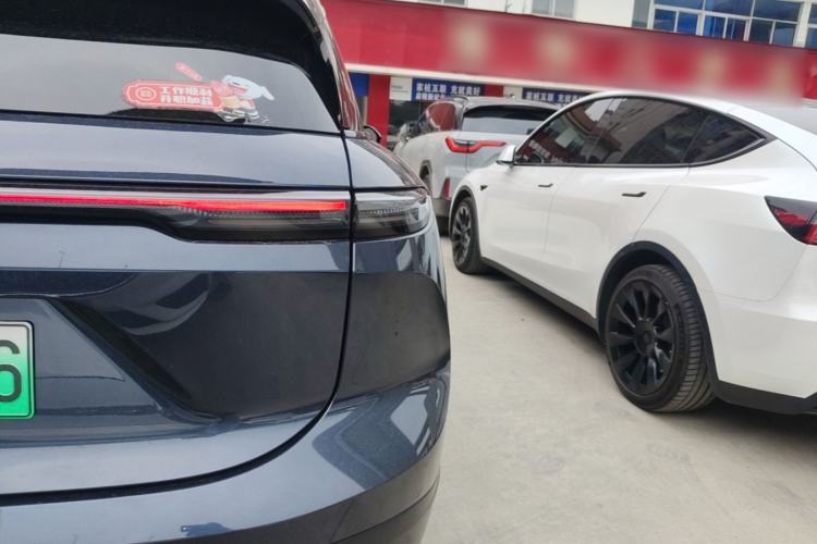 Used Nio ES6 2023 75 kWh Right Rear Taillight