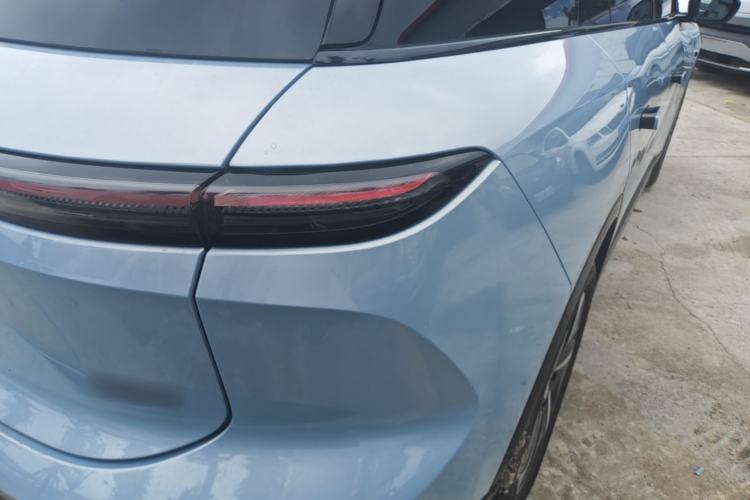 Used Nio ES6 2023 75 kWh Right Rear Taillight