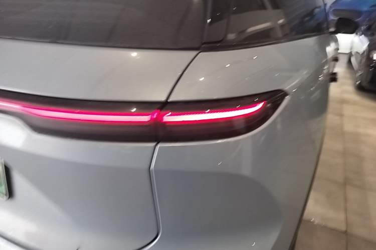 Used Nio ES6 2023 75 kWh Right Rear Taillight