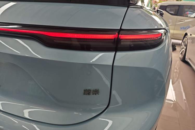 Used Nio ES6 2023 75 kWh Right Rear Taillight