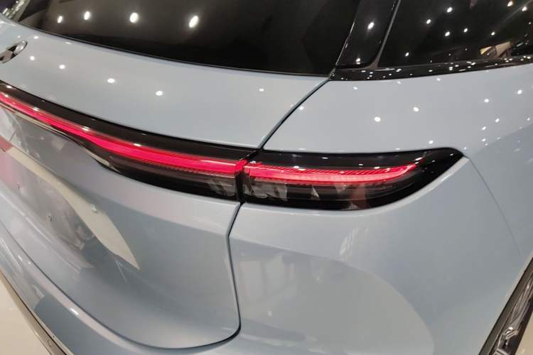 Used Nio ES6 2023 75 kWh Right Rear Taillight
