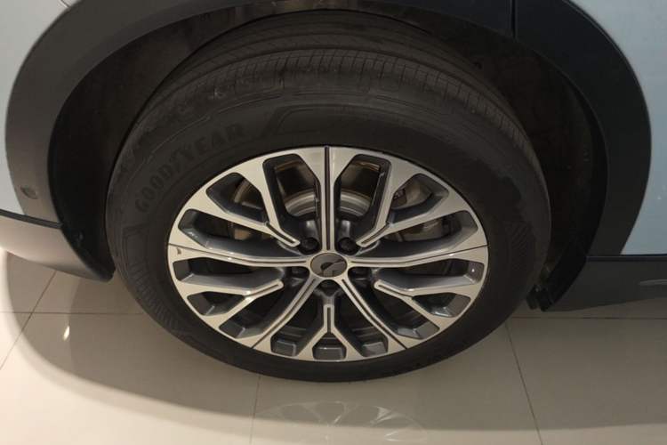 Used Nio ES6 2023 75 kWh Right Rear Wheel Hub
