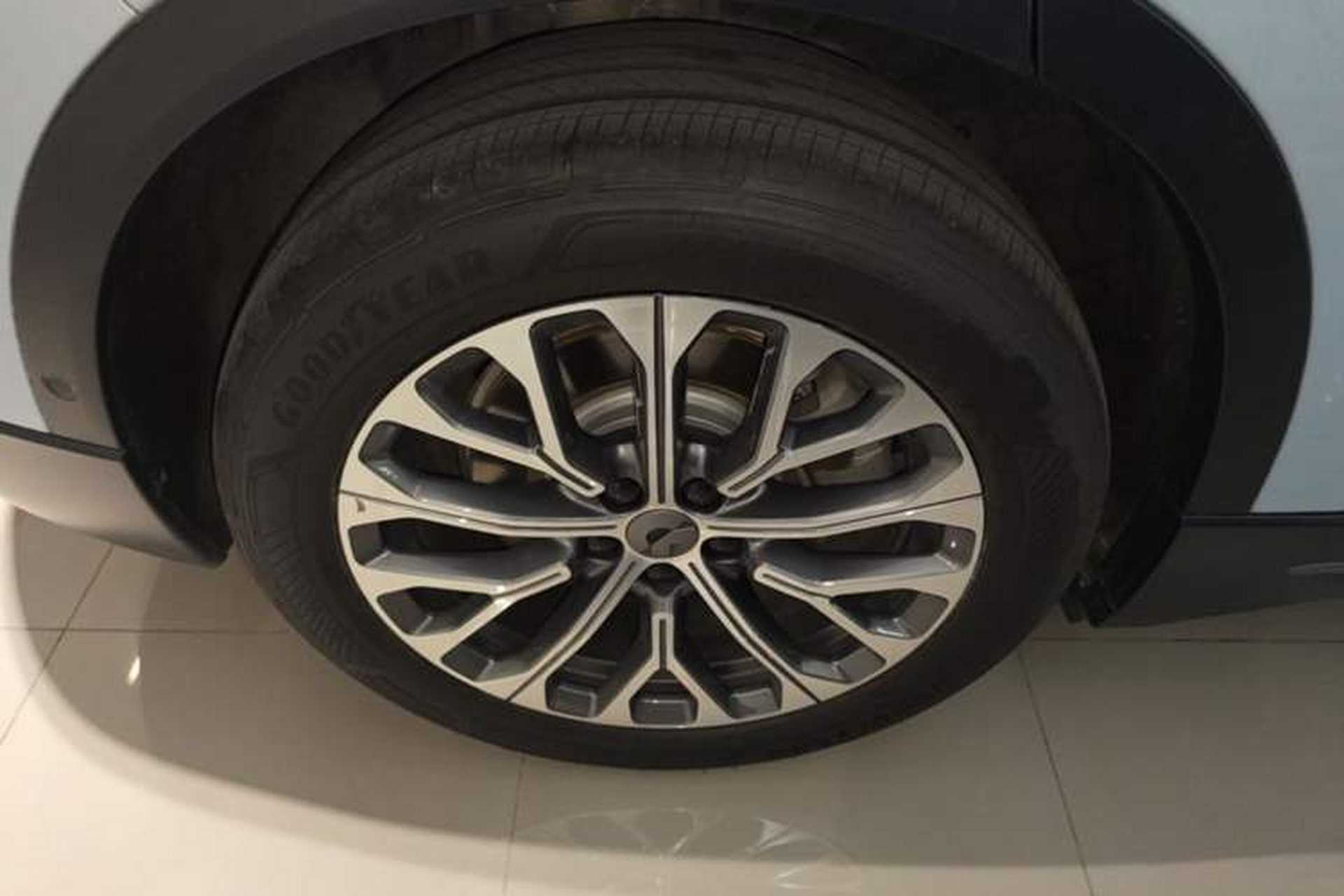 Used Nio ES6 2023 75 kWh Right Rear Wheel Hub