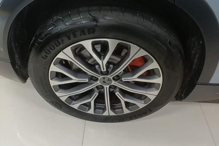Used Nio ES6 2023 75 kWh Right Rear Wheel Hub