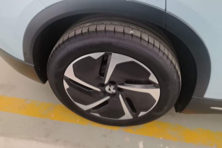 Used Nio ES6 2023 75 kWh Right Rear Wheel Hub
