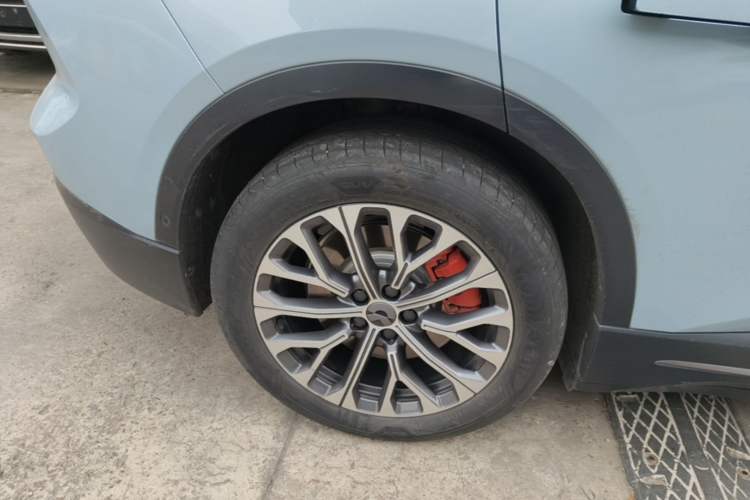 Used Nio ES6 2023 75 kWh Right Rear Wheel Hub