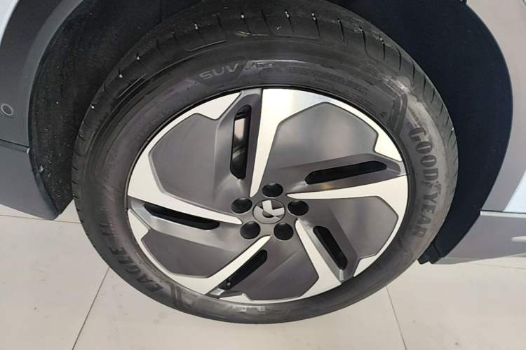 Used Nio ES6 2023 75 kWh Right Rear Wheel Hub