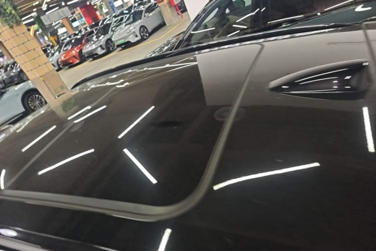Used Nio ES6 2023 75 kWh Roof