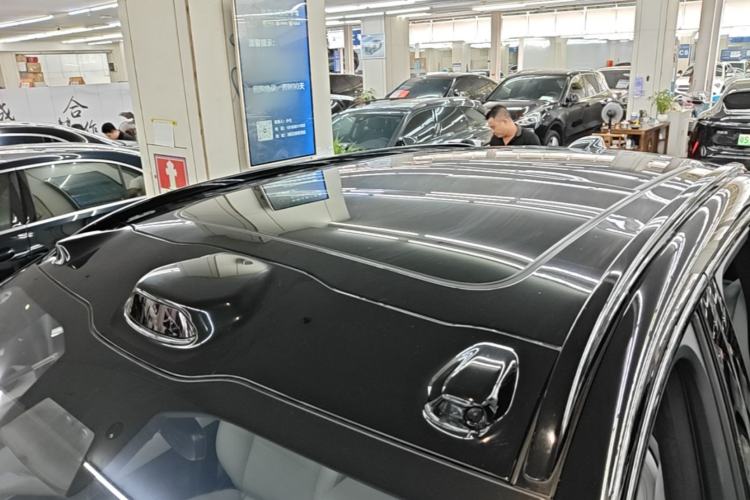 Used Nio ES6 2023 75 kWh Roof