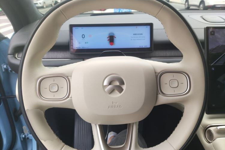 Used Nio ES6 2023 75 kWh Steering Wheel