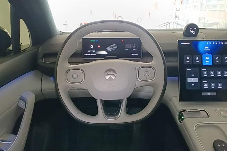 Used Nio ES6 2023 75 kWh Steering Wheel