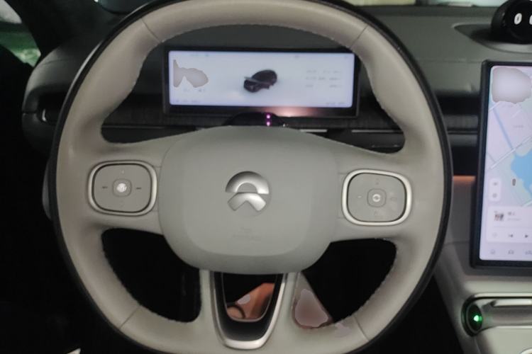 Used Nio ES6 2023 75 kWh Steering Wheel