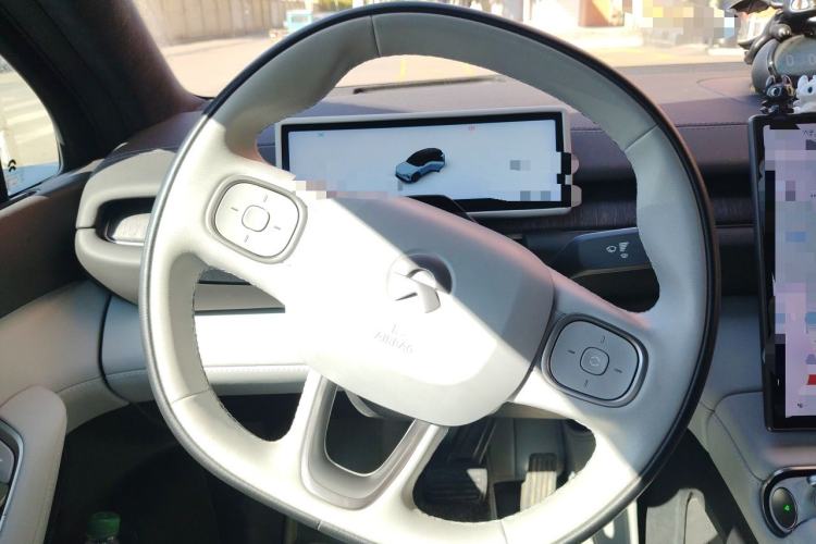Used Nio ES6 2023 75 kWh Steering Wheel