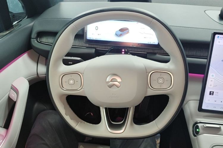 Used Nio ES6 2023 75 kWh Steering Wheel