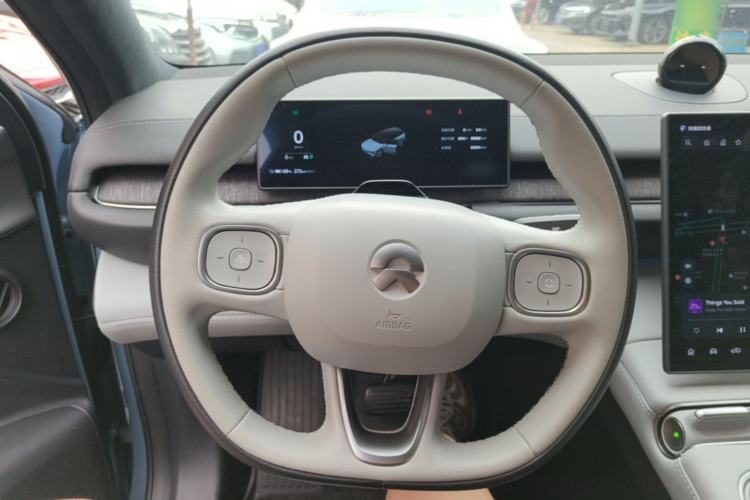 Used Nio ES6 2023 75 kWh Steering Wheel