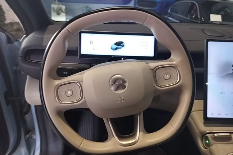 Used Nio ES6 2023 75 kWh Steering Wheel