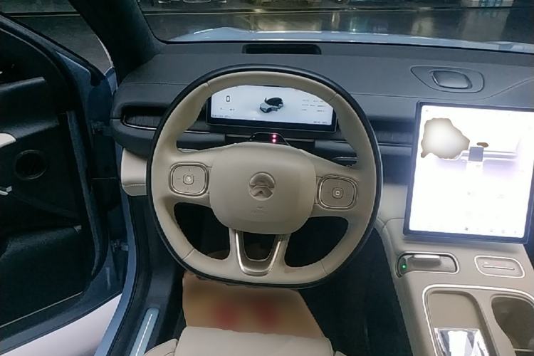 Used Nio ES6 2023 75 kWh Steering Wheel