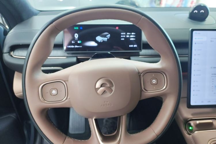 Used Nio ES6 2023 75 kWh Steering Wheel