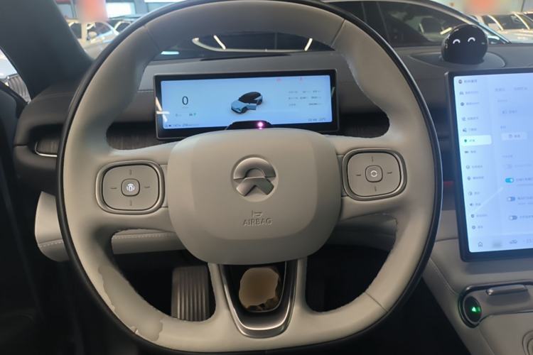 Used Nio ES6 2023 75 kWh Steering Wheel