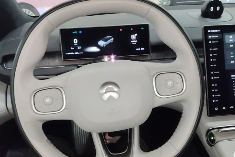 Used Nio ES6 2023 75 kWh Steering Wheel