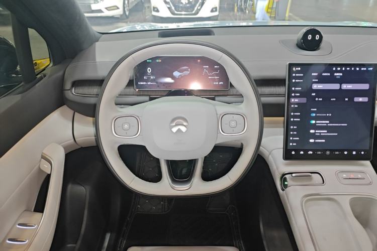 Used Nio ES6 2023 75 kWh Steering Wheel