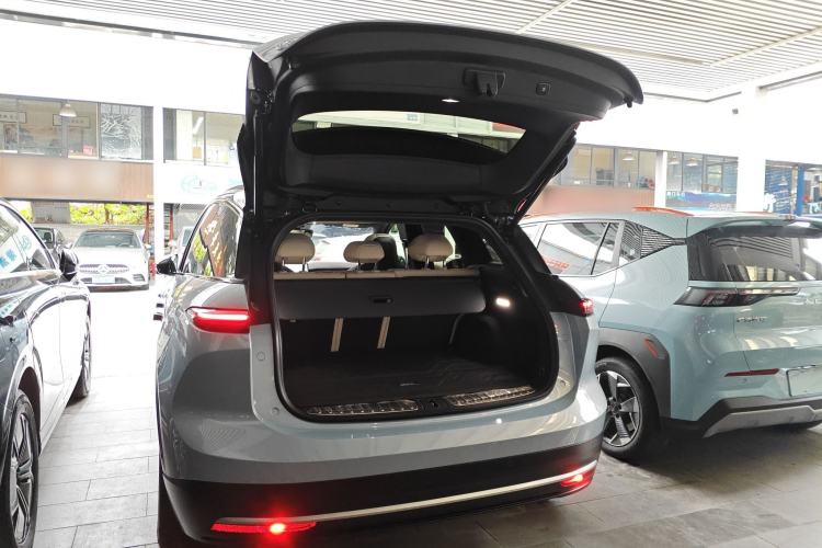 Used Nio ES6 2023 75 kWh Trunk