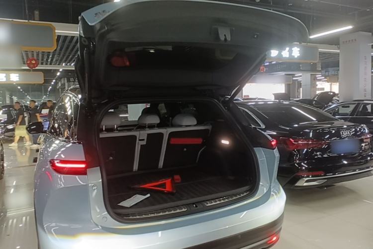 Used Nio ES6 2023 75 kWh Trunk