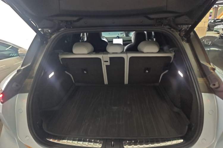 Used Nio ES6 2023 75 kWh Trunk