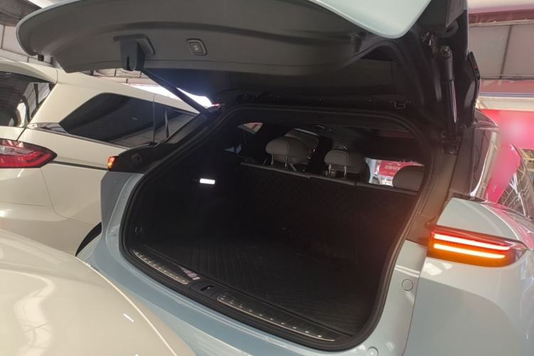 Used Nio ES6 2023 75 kWh Trunk
