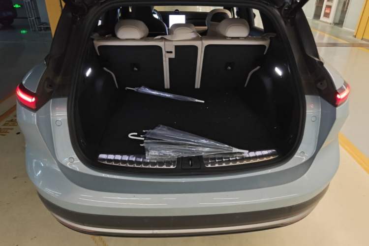 Used Nio ES6 2023 75 kWh Trunk