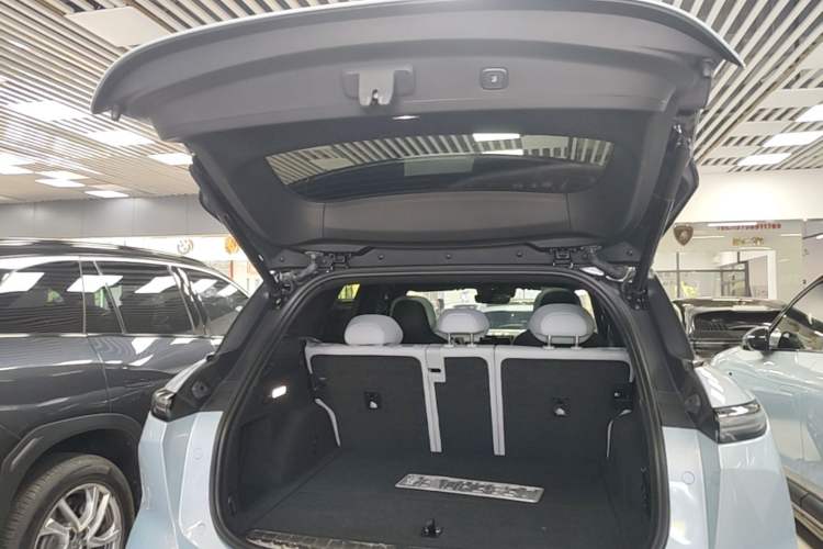 Used Nio ES6 2023 75 kWh Trunk
