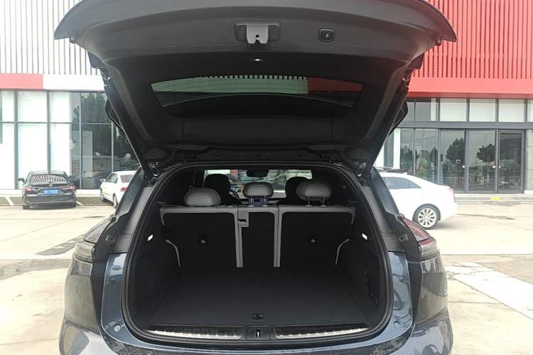 Used Nio ES6 2023 75 kWh Trunk