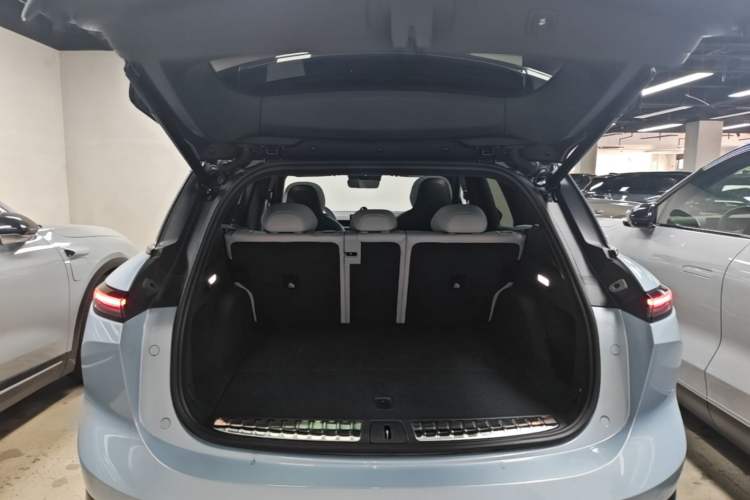 Used Nio ES6 2023 75 kWh Trunk