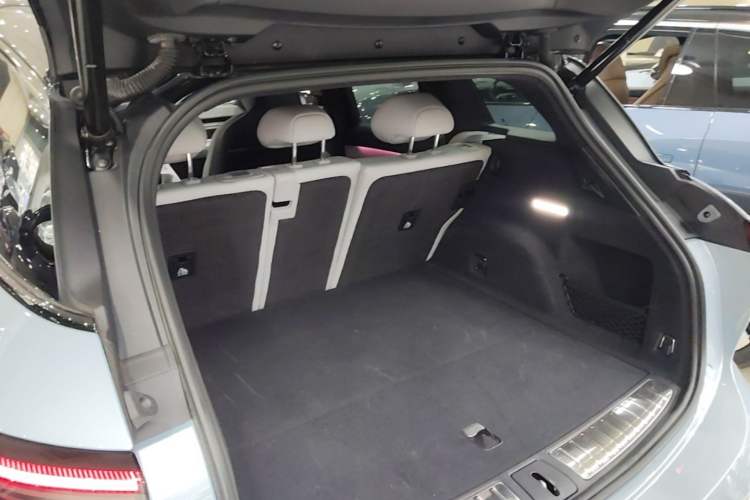 Used Nio ES6 2023 75 kWh Trunk