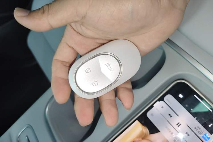 Used Nio ES6 2023 75 kWh Vehicle Key