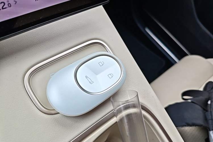 Used Nio ES6 2023 75 kWh Vehicle Key