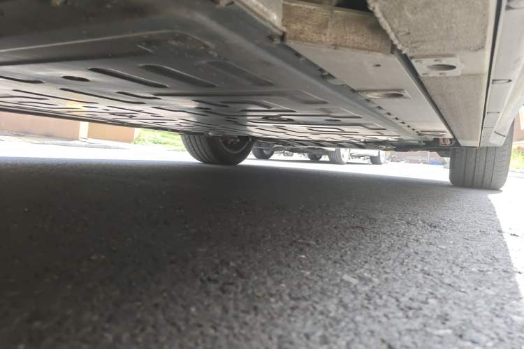 Used Nio ES6 2023 75 kWh Chassis Rear Right