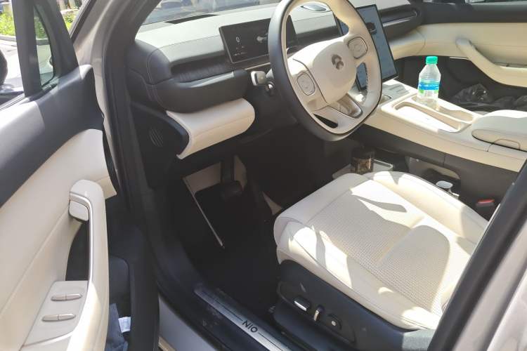Used Nio ES6 2023 75 kWh Driver Seat