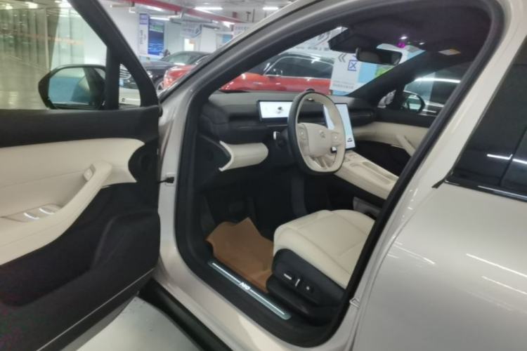 Used Nio ES6 2023 75 kWh Driver Seat