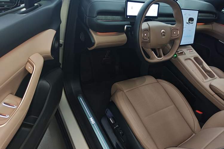 Used Nio ES6 2023 75 kWh Driver Seat