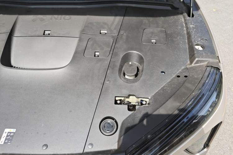 Used Nio ES6 2023 75 kWh Engine Bay Left